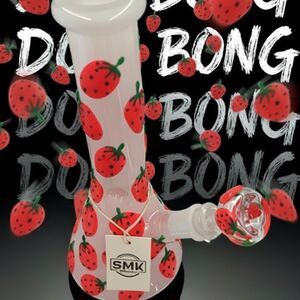 Strawberry Beaker Bong