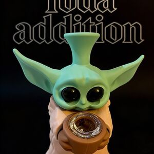 ⭐ DON BONG — Baby Yoda Pipe (Limited Edition)