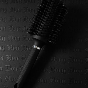 SECRET STASH HAIR BRUSH — HIDDEN CONTAINER